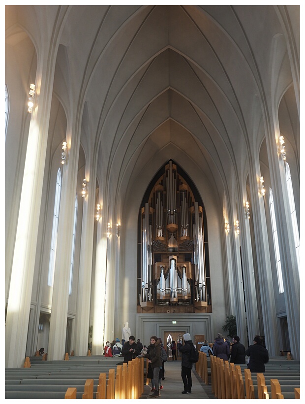 Hallgrims Church