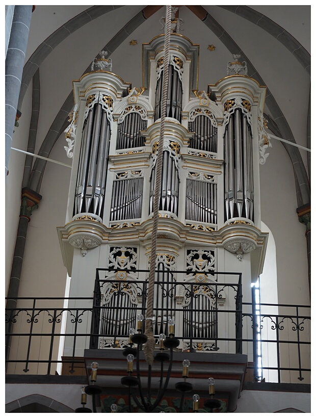 Bacharach. St Peter