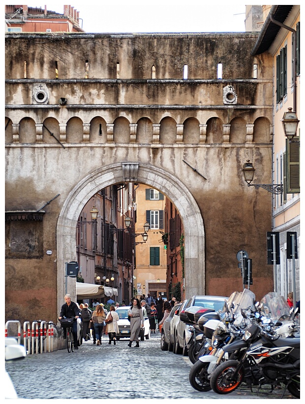 Porta Settimiana