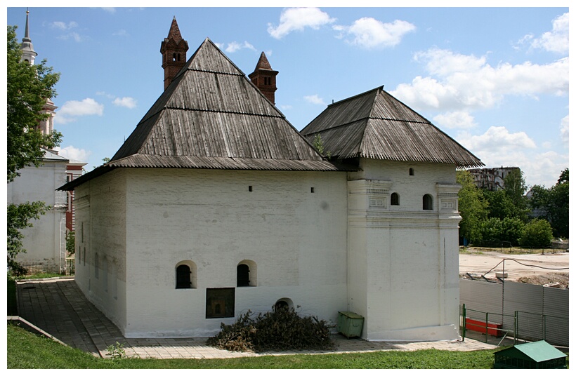 Old English Court