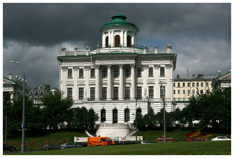 Pashkov Dom