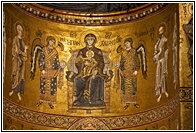 La Virgen con ngeles