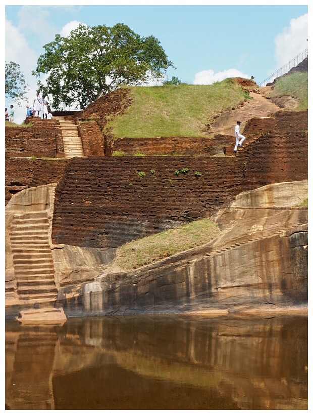 Sigiriya Tank