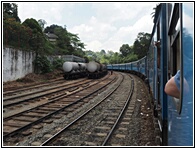 Train to Nuwara Eliya