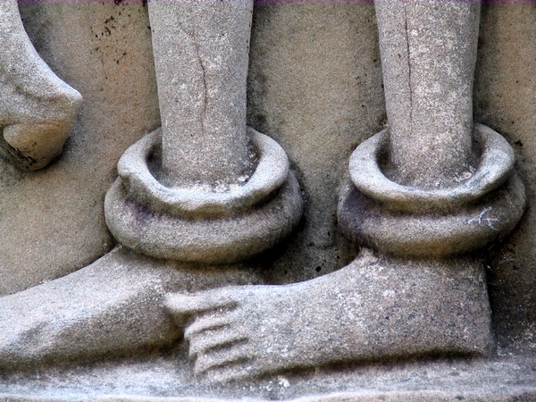 Apsara Feet