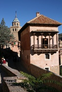 Casa con Balcn
