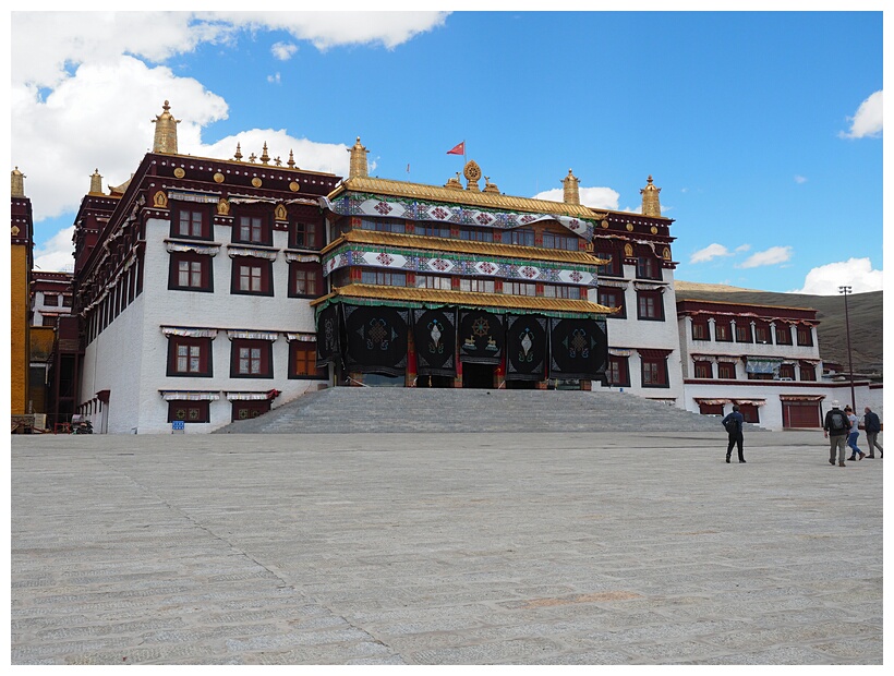 Ganden Thubchen Choekhorling Monastery 