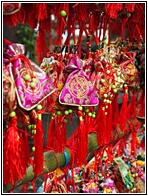 Auspicious Gifts