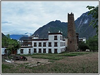 Zhonglu Village
