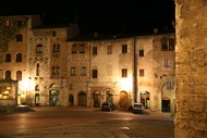 Piazza della Cisterna
