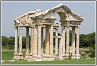 Tetrapylon