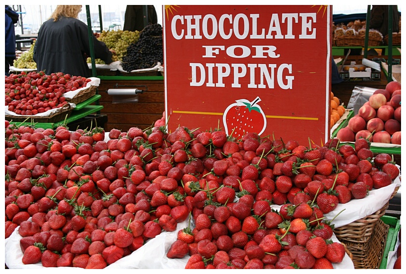 Strawberries with chocolate