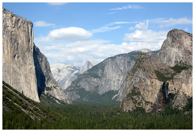 Tunnel View