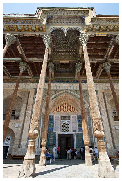 Bolo-Hauz Mosque