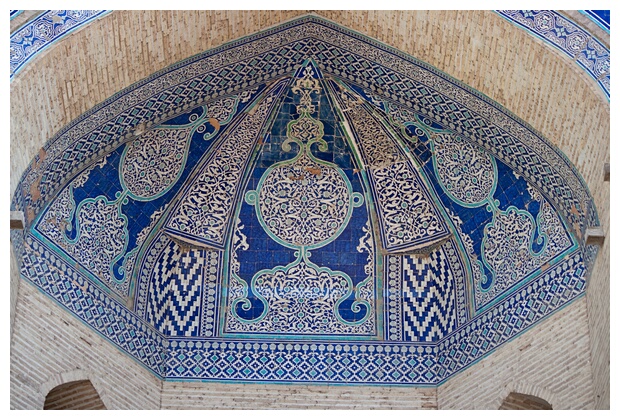 Rich Decoration