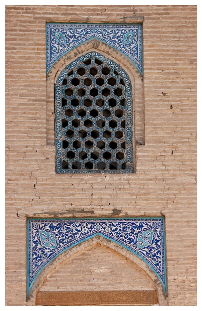 Pahlavon Mahmud Mausoleum
